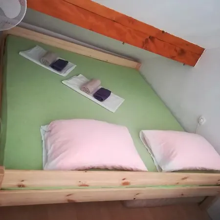 Apartment Apartman Nina *