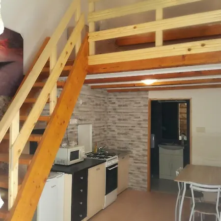 Apartman Nina Komiza